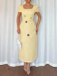 Chiquease Elegant Square Collar 3D Floral Knitted Dress - Yellow - View 5