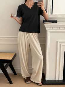 DAZY Conjunto de pijama de 2 piezas de mujer con cuello en V, parches de encaje y contraste de colores