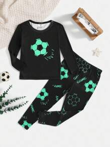 SHEIN 2pcs/Set Young Boy Snug Fit Soccer Graphic Crew Neck Long Sleeve Pajama Set