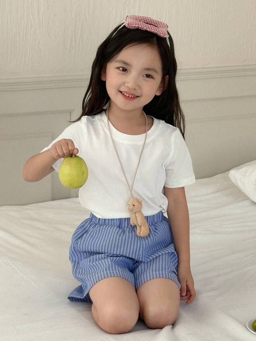 Dazy Kids 女孩夏季休闲白色T恤和条纹短裤套装，时尚街头风格 - 藍白色 - 查看 1