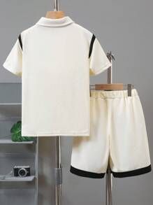 2 pezzi/set Polo e bermuda in color-block casual per ragazzo pre-adolescente, completo estivo