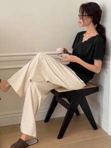 DAZY Conjunto de pijama de 2 piezas de mujer con cuello en V, parches de encaje y contraste de colores