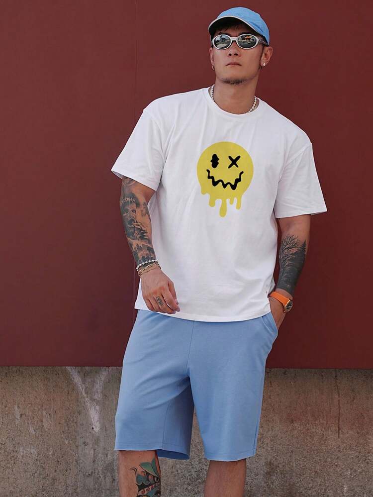 Summer Graffiti Face White T-Shirt Matched With Blue Shorts, Multi-Color Casual Men's T-Shirt Outfit Set