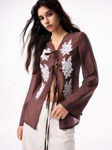 LYSMO 女士棕色领结细节刺绣轻薄喇叭袖衬衫，适合春夏穿着，打造波西米亚风情和夏季度假造型，2025 新款上市 - 棕色 - 查看 8