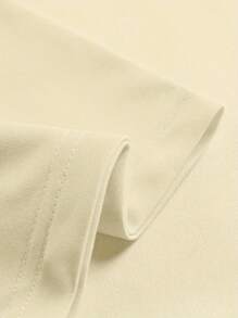 Manfinity Dauomo 男士字母和鸽子印花短袖休闲标准版型T恤，夏季 - 卡其色 - 查看 4