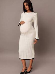 MaterniChic 女式长袖露背蝴蝶结针织连衣裙，秋冬款，孕妇毛衣裙 - 黑與白 - 查看 1