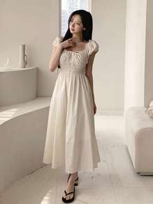 DAZY 女式休闲纯色泡泡袖褶皱紧身喇叭下摆连衣裙，夏季