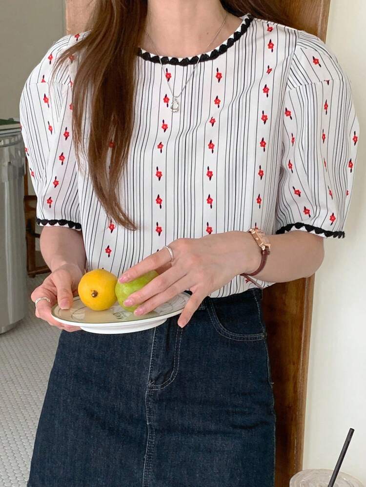 Women's Summer Floral Print Striped Round Neck Short Sleeve Loose Casual Blouse