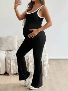 SHEIN 修身纯色孕妇连体裤，简约时尚休闲日常孕妇连体裤，孕妇套装，孕妇装，孕妇两件套 - 黑與白 - 查看 7