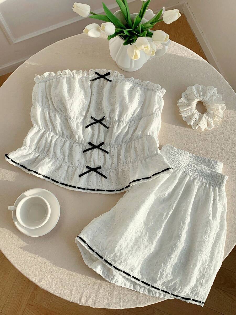 SHEIN EZwear 2pcs/Set Plus Size Bow Decor White Bandeau Top - Black and White - View 1