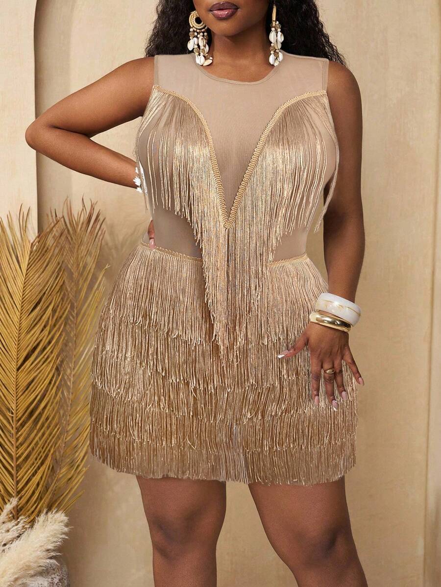 Slaydiva Combinaison évasée de couleur blanche unie, nouveauté été 2025. Convient pour les festivals de musique, les mariages, Pâques, le style bohème, la Saint-Patrick, les anniversaires, les remises de diplômes, les tenues décontractées, les vacances, les croisières, la plage, les bronzages. Design avec empiècement tulle transparent, décolleté dos et fermeture à glissière au dos. Tailles grandes