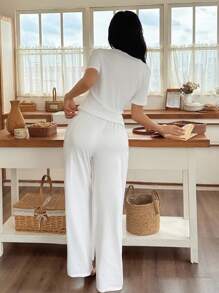 2pcs Women Lace Splice Short Sleeve Pants Pajama Set - White - View 2