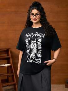 HARRY POTTER X SHEIN Plus Size Women Summer Casual Dark Street Fashion Skull & Snake Letter Print Short Sleeve Black T-Shirt Women Graphic Tees Black Graphic T Shirt Women Book Tshirt