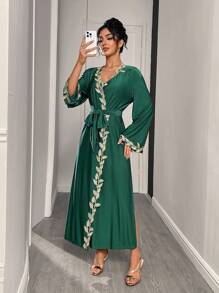 SHEIN Bata de dormir de punto con mangas anchas y decoración de ribete bordado para mujer, otoño - Verde - Ver 5