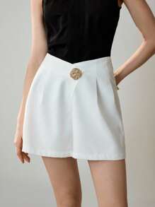 Uhlyne 女士优雅金属装饰通勤短裤，夏季 - 白色 - 查看 8