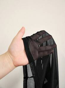 SHEIN EZwear 加大码纯色网眼拼布荷叶边不对称下摆时尚长袖 T 恤 - 黑色 - 查看 7