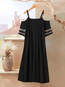 Mulvari Plus Size Round Neck Off Shoulder Mixed Fabric Splicing A-Line Casual Simple Dress - Black - View 2