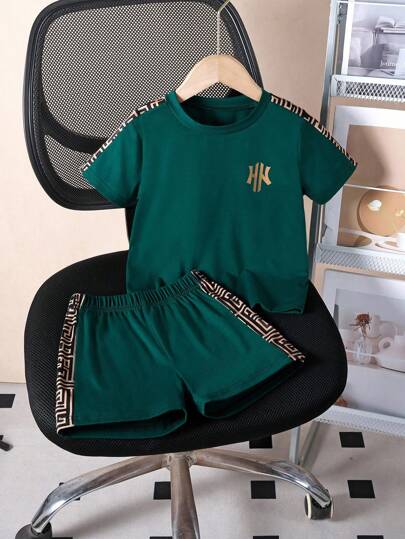 SHEIN Explorewe 2pcs/Set Young Boy's Fashion Stylish Comfortable Knit Colorblock Short Sleeve T-Shirt & Printed Round Neck Tee, Casual Shorts Outfit, Suitable For Travel, Vacation, Back To School, Summer