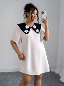 SHEIN Elenzya 大码拼色拼接水手领大领小圆领3D花朵装饰短袖休闲优雅户外通勤连衣裙 - 彩色 - 查看 5