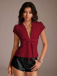 TRNVIE 1 件女式白色夏季休闲度假深 V 领细条纹前开蝴蝶结腰部修身短袖衬衫休闲衬衫 - 酒紅色 - 查看 4