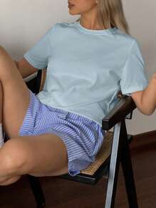DAZY Conjunto de ropa de estar en casa con camiseta casual y shorts a rayas