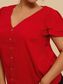 SHEIN VCAY Camisa de vacaciones con escote en V, de manga corta y de doble capa con volantes para tallas grandes