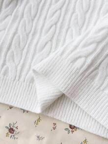 SHEIN 少女休闲日常纯色扭结针织圆领麻花毛衣，适合秋冬季节穿着，可爱又时尚。 - 白色 - 查看 10