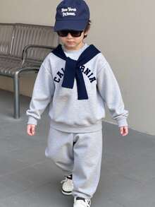SHEIN Genkimix Kids 2pcs Young Boy Fashion Minimalist Long Sleeve Crew Neck Sweatshirt And Jogger Pants With Scarf Full Set, Suitable For Spring/Summer Daily, Sports, Outdoor, School, Party, Back To School Season Fall Winter - Light Grey - View 1