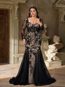 Aureia 加大码优雅奢华性感 V 领蕾丝露背系带米色撞色蕾丝透视法式复古蕾丝透视罩杯带骨花边下摆网眼美人鱼拖尾婚纱 - 黑色 - 查看 4