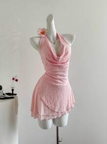 Flirla Nuevo vestido mini de verano para mujeres de encaje transparente, dulce, para uso diario y vacaciones, con cuello halter y espalda descubierta - Rosa - Ver 1