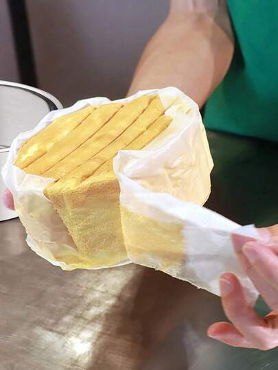 Kek Kalıpları ve Yaylı Kalıplar İçin Önceden Kesilmiş Yapışmaz Pişirme Parşömen Şeritleri | Worthy Liners