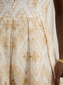 Aveloria Rosie 波西米亚法式优雅女士浪漫约会度假奢华高端设计精致镂空刺绣面料文胸罩杯衬裙深 V 收腰全喇叭无袖连衣裙 - 彩色 - 查看 7