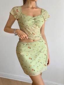 SHEIN Bubbli 女式碎花荷叶边插肩袖上衣和修身迷你裙两件套，节日 - 薄荷綠 - 查看 5