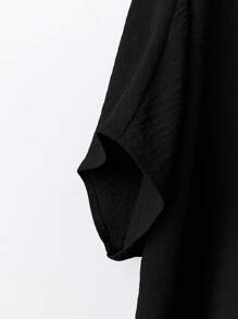 SHEIN LUNE CURVE 大码女式圆领蝙蝠袖短袖休闲假日衬衫 - 黑色 - 查看 3