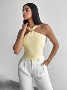 Firerie Damen eleganter, lässiger, modischer neuer Trägertop aus Muschel-Metall-Dekor mit Criss-Cross-Muster, eng anliegend, gelb, geeignet für Urlaub und täglichen Sommertragen