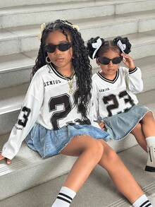 Young Girl Casual Street Style V-Neck Long Sleeve Black & White Letter Print Loose T-Shirt, Sibling Matching Outfits (2 Pieces Sold Separately) Girls Matching Outfits Mom And Daughter Outfits 2 Piece Girls Sets Girls Streetwear Outfits Back To School Outfits - Black and White - View 5