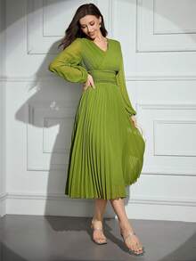 Modelyn Women's Solid Color Cross Wrap V-Neck Pleated Elegant Long Sleeve Midi Dress Green - Green - View 5