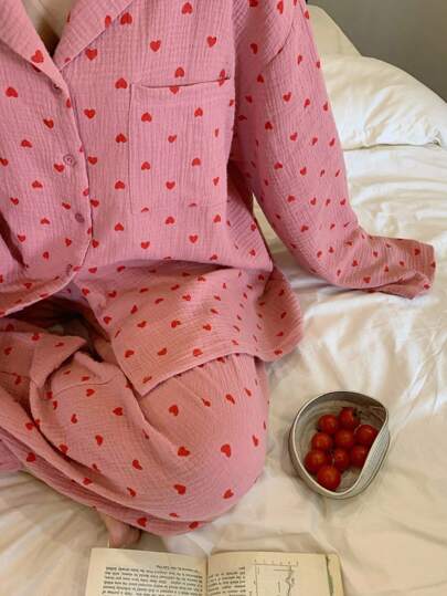 Dazy Plus Plus Size Heart Print Turndown Collar Loose Top & Pants Pajama Set, Home Wear, Fall Winter Clothes Valentine's Day