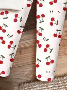 SHEIN 2 件套可爱樱桃印花，可爱樱桃女孩图案圆领长袖运动衫和紧身裤套装，时尚休闲儿童秋冬装 - 彩色 - 查看 5