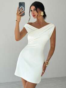 Firerie 女士优雅简约时尚性感日常通勤音乐节度假不对称荷叶边领白色 A 字迷你连衣裙，春夏 - 白色 - 查看 3