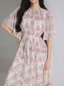 Modelyn 女士花卉印花褶皱肩荷叶边袖优雅连衣裙 - 藍色 - 查看 2