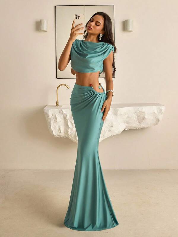 Vowa 2pcs Elegant Green Elastic Knit Wide Shoulder Pad Scoop Neck Fishtail Maxi Skirt Set With Sexy Side Hollow Metal Beading Decor, Suitable For Dates, Vacations, Concerts, Graduations, Weddings, Afternoon Tea, Social Gatherings,Date Night Outfits Women