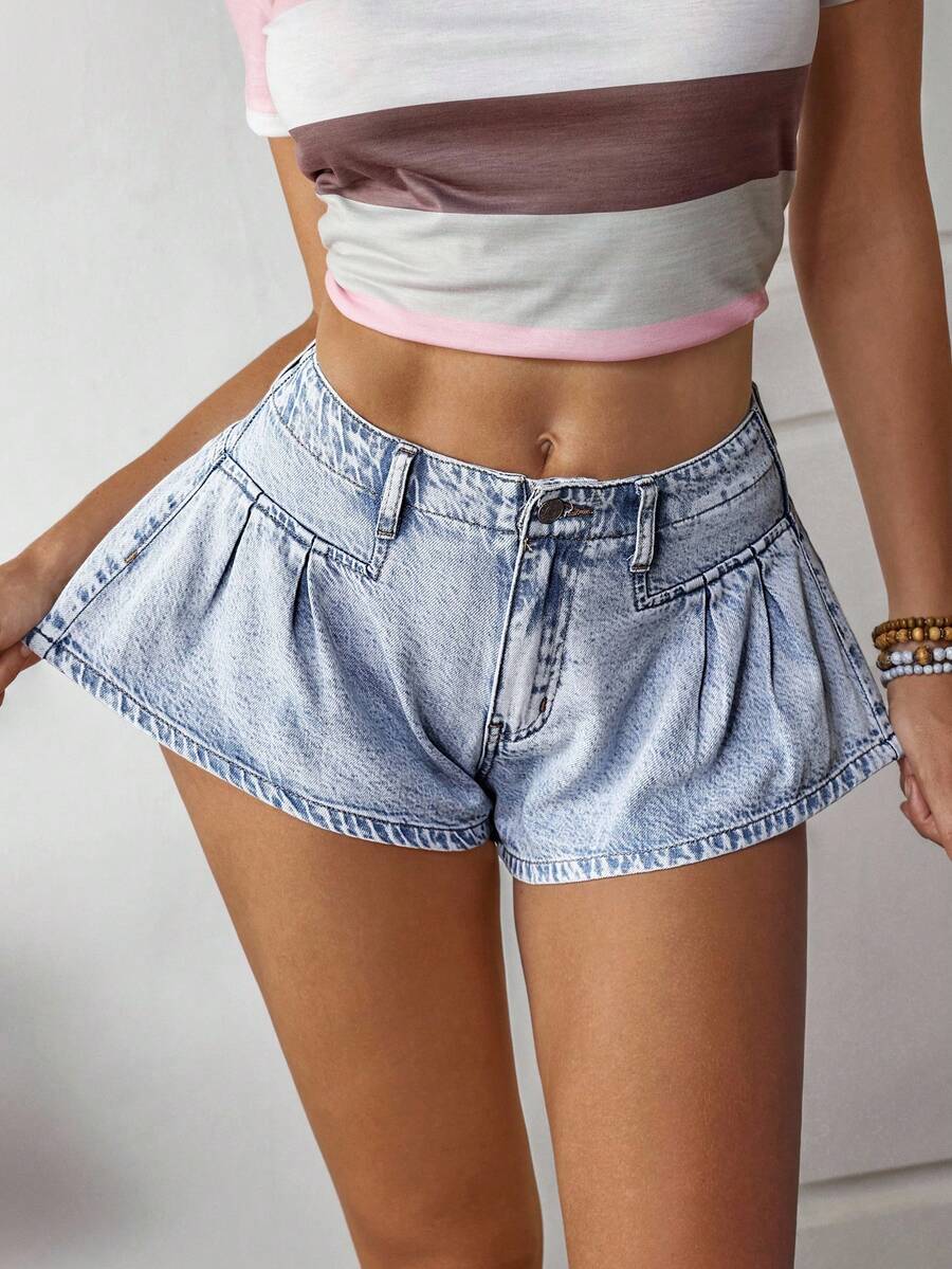 SHEIN ICON Women's Pleated Casual Low Waist Wide Leg Denim Shorts - Light Wash - View 1