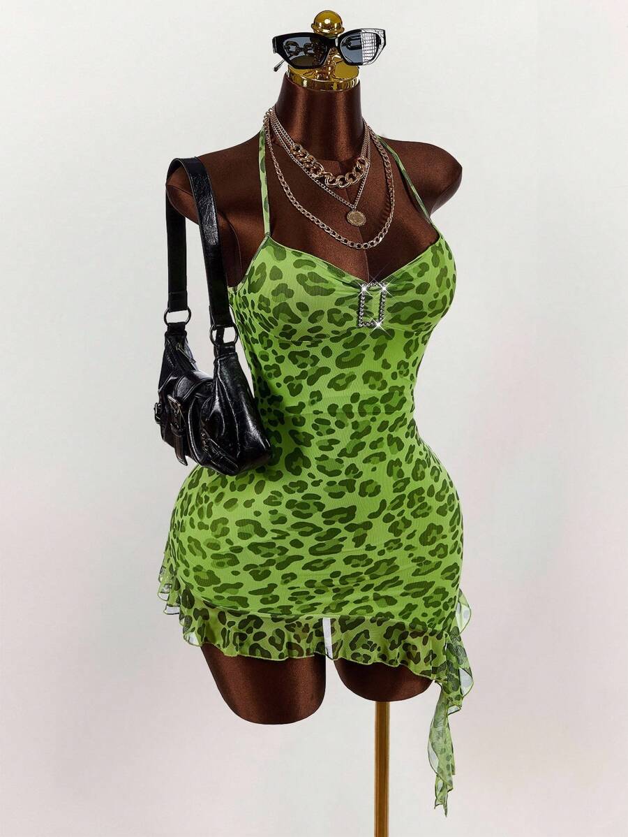 Amplova Summer Women's Leopard Print Hippie Style Rhinestone Decorated Low Cut Asymmetrical Hem Mini Dress - Green - View 1