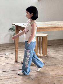 SHEIN Denimly 年轻女孩休闲日常都市街头学院风浅洗薰衣草色时尚牛仔阔腿裤，带有星星、心形刺绣、松紧腰身、纽扣前开襟，百搭全年穿着 - 淺色水洗藍 - 查看 2