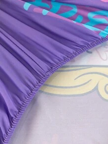 FRIENDS X SHEIN 1 pieza Sábana ajustada con estampado de personajes de dibujos animados y letras, color morado, material suave, se ajusta a varios tamaños de cama, cálida y lavable a máquina