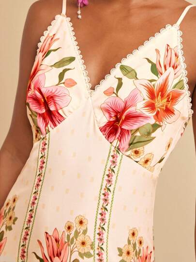 Travachic 夏季度假休闲花卉印花细肩带连衣裙