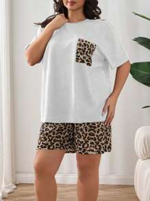 SHEIN Cottnline Conjunto de pijama de 2 piezas para mujer de talla grande con blusa de manga corta con bolsillo con estampado de leopardo y shorts con estampado de leopardo para usar en casa - Blanco - Ver 5