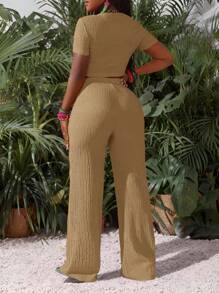 Slaydiva 新款休闲基础运动风春夏圆领短袖截短T恤+阔腿超长裤玫红色条纹纹理针织面料女两件套-I - 卡其色 - 查看 2