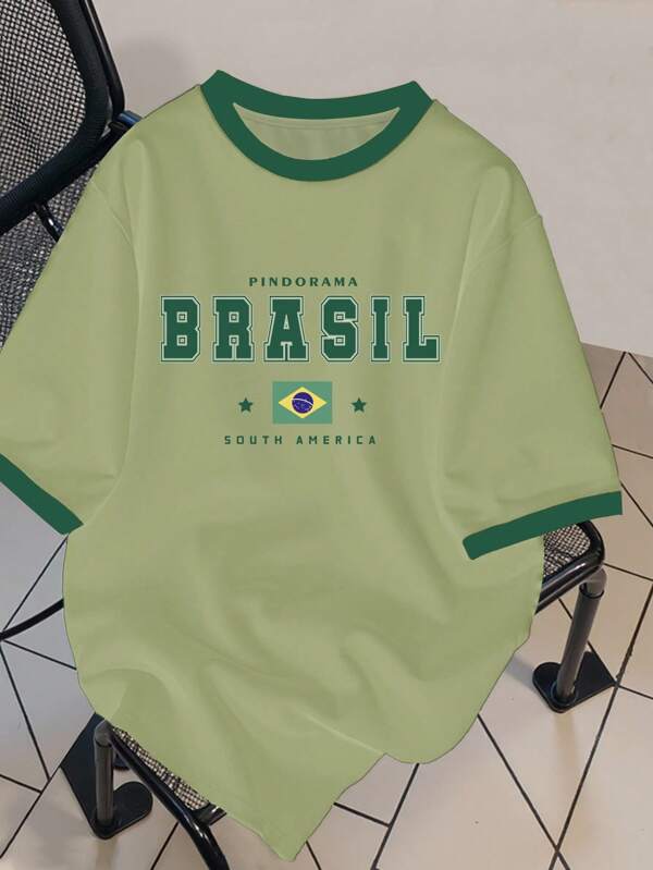 Manfinity Sporsity Camiseta de patchwork para hombre Manfinity Hypemode, con estampado de elemento y letras deportivas de fútbol de Brasil en verde y amarillo, manga corta con patchwork de colores contrastantes